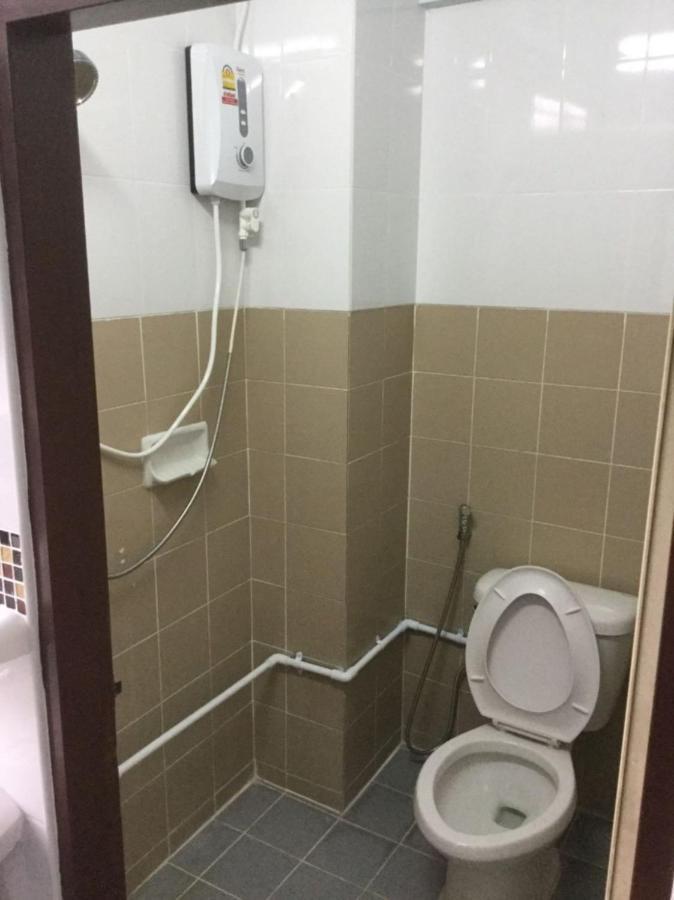 Ze Residence Ram Intra Bangkok Bagian luar foto
