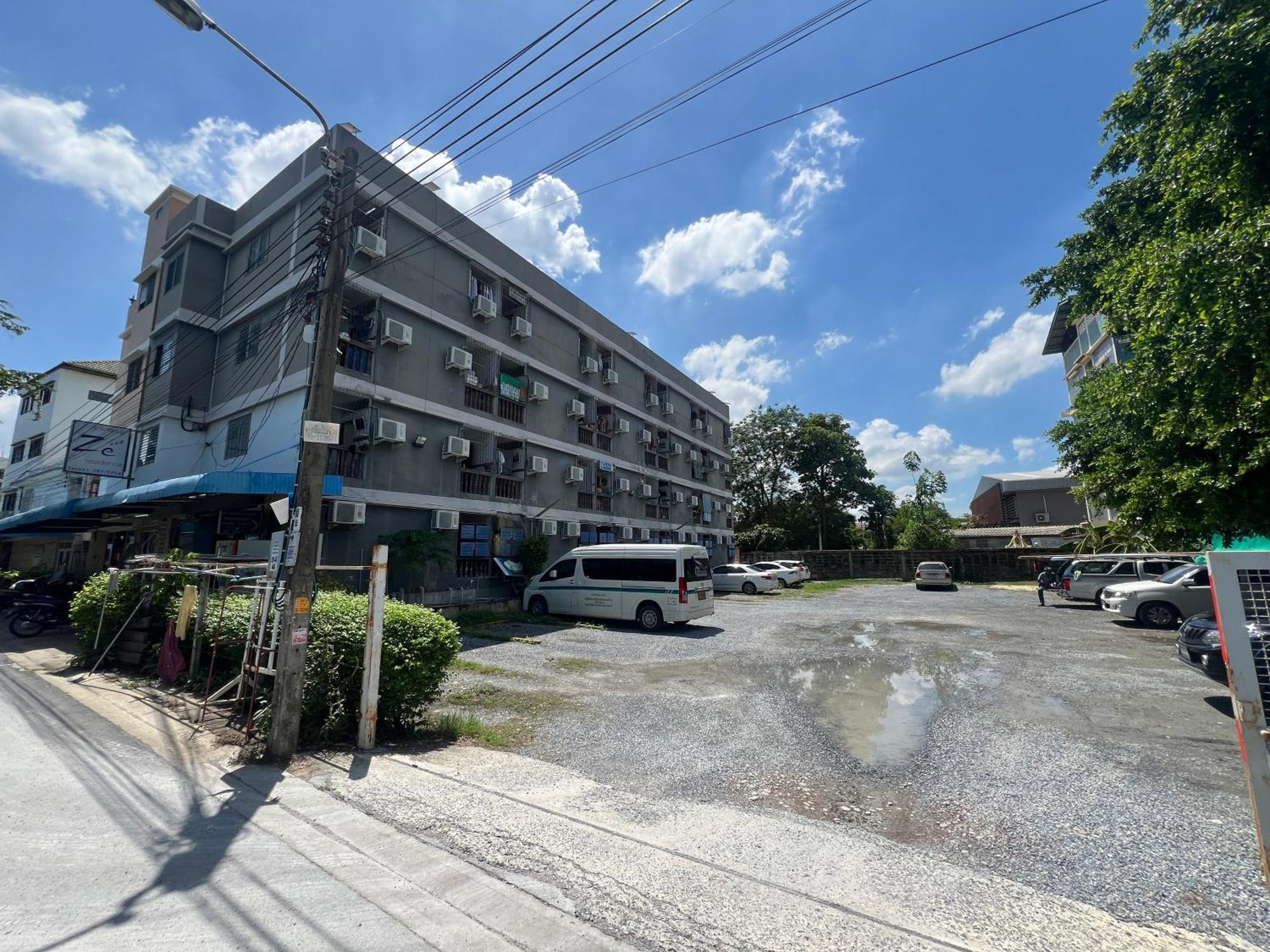 Ze Residence Ram Intra Bangkok Bagian luar foto