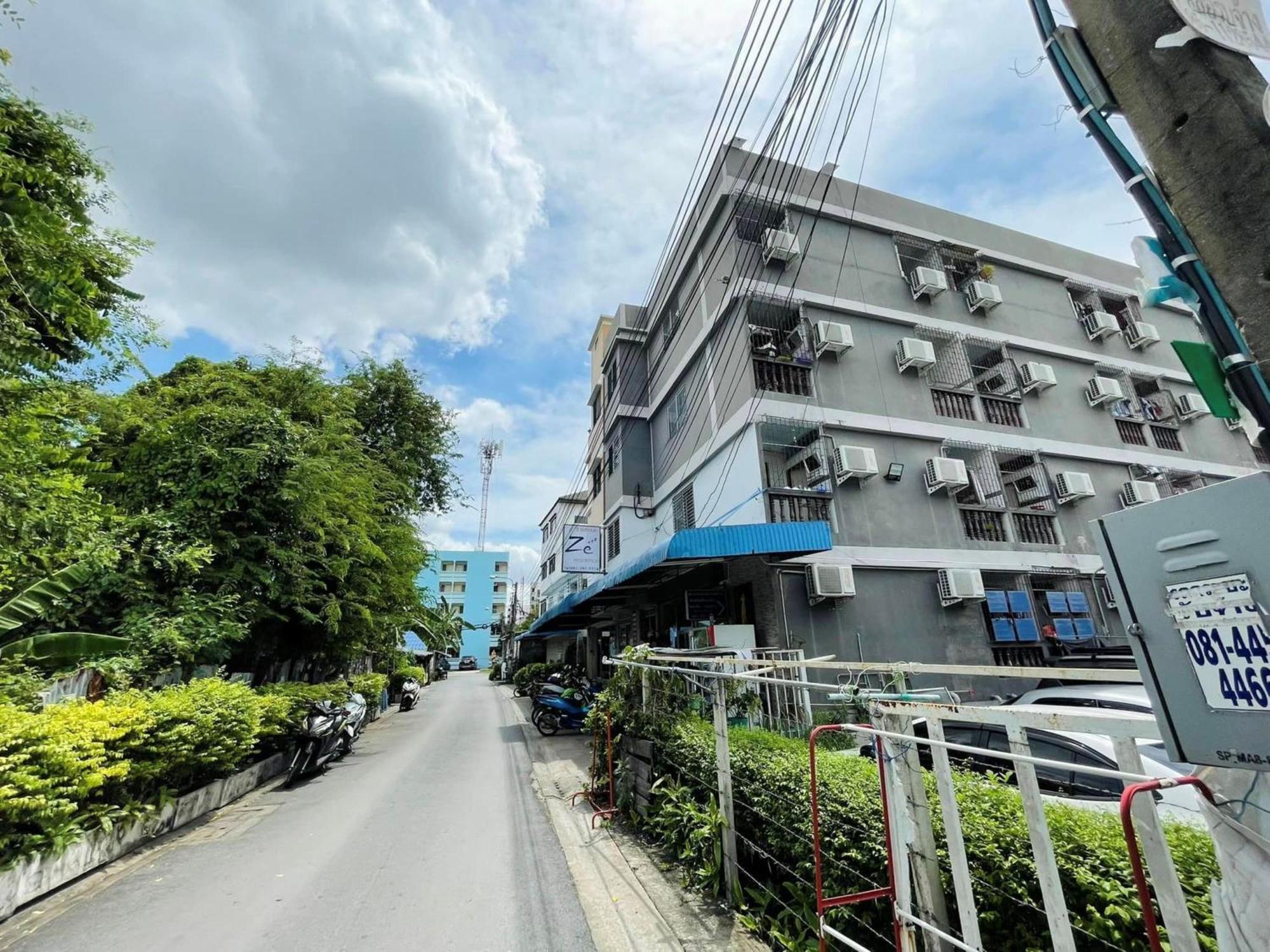 Ze Residence Ram Intra Bangkok Bagian luar foto