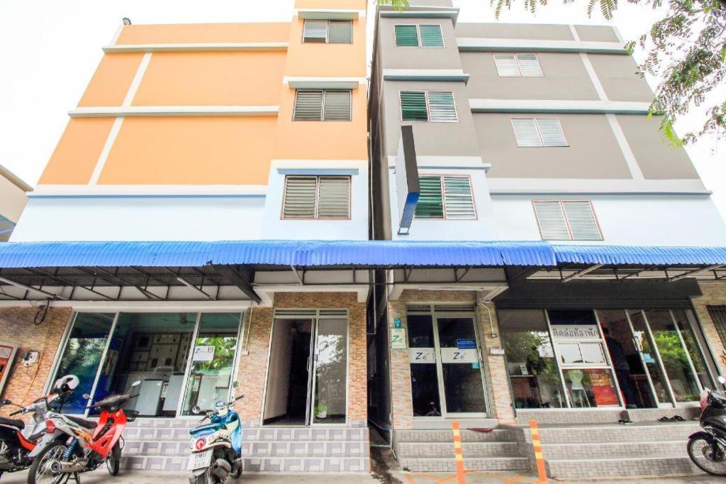 Ze Residence Ram Intra Bangkok Bagian luar foto